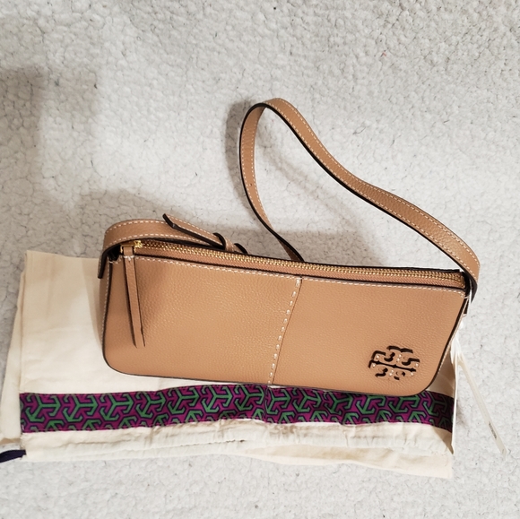 Tory Burch McGraw Leather Shoulder Bag - Picture 4 of 9